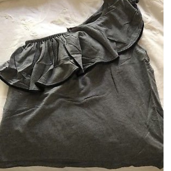 FLASH SALE NWT One Shoulder Striped Top - Picture 4 of 4